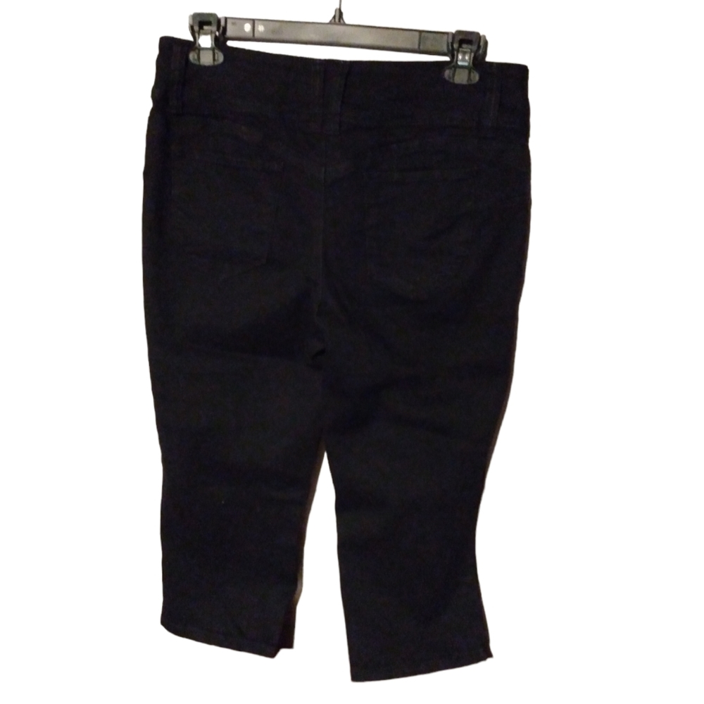 Royalty For Me High Rise Three Button Shaping Capri Women's Size 14 Black - Picture 2 of 6